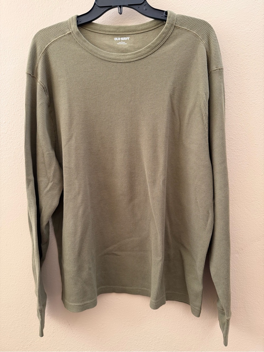 Preloved Old Navy Men's Olive Waffle-Knit Crew Long Sleeve Shirt Large